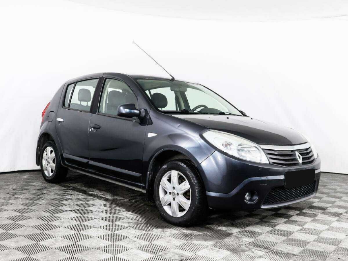 Renault - Renault Sandero, 2010