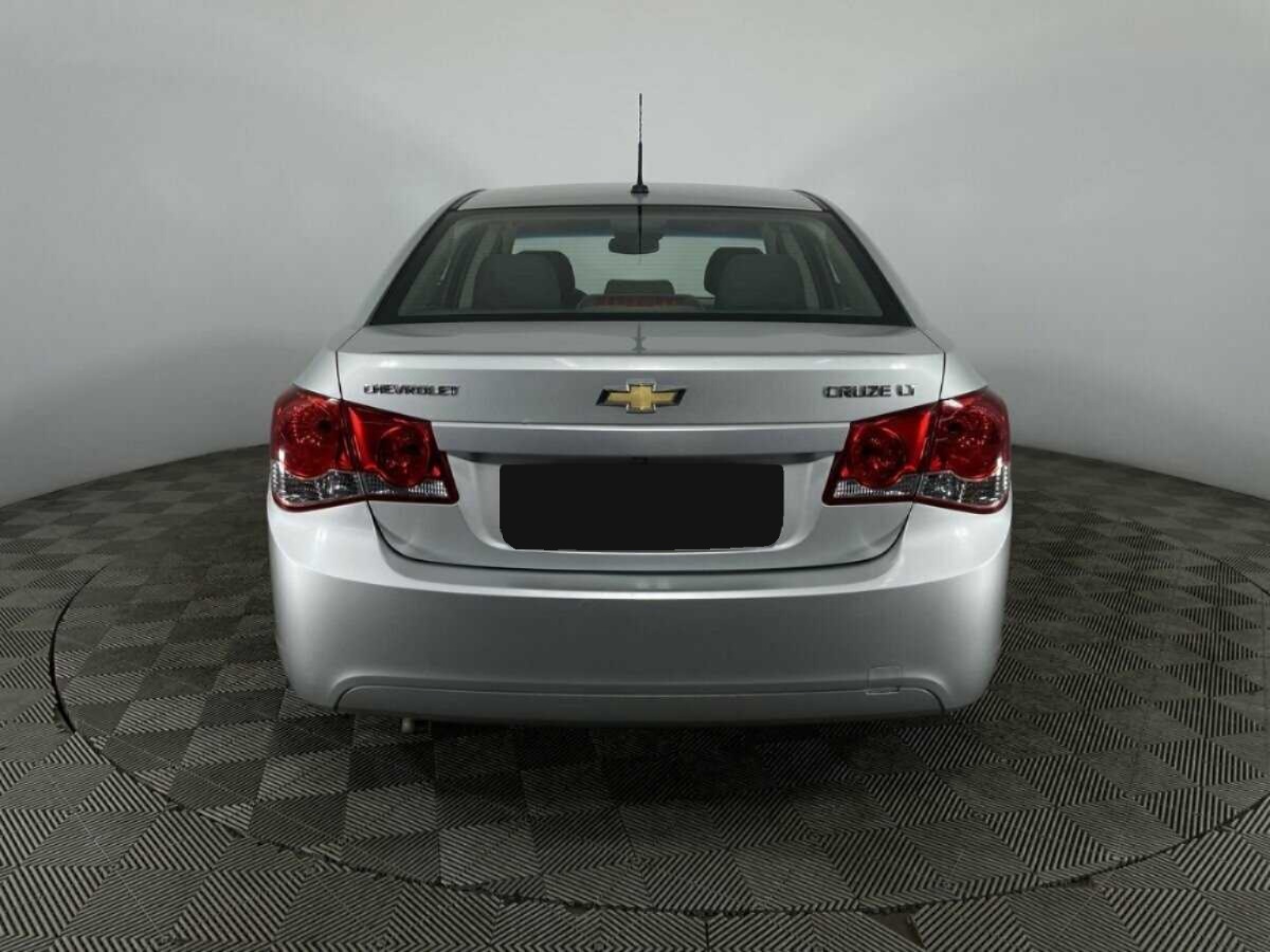 Chevrolet - Chevrolet Cruze, 2010