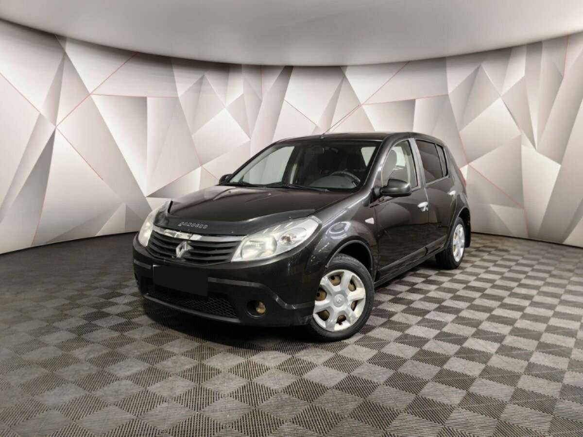 Renault - Renault Sandero, 2013