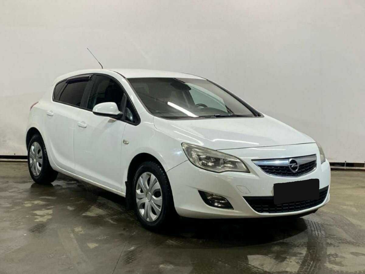 Opel - Opel Astra, 2010