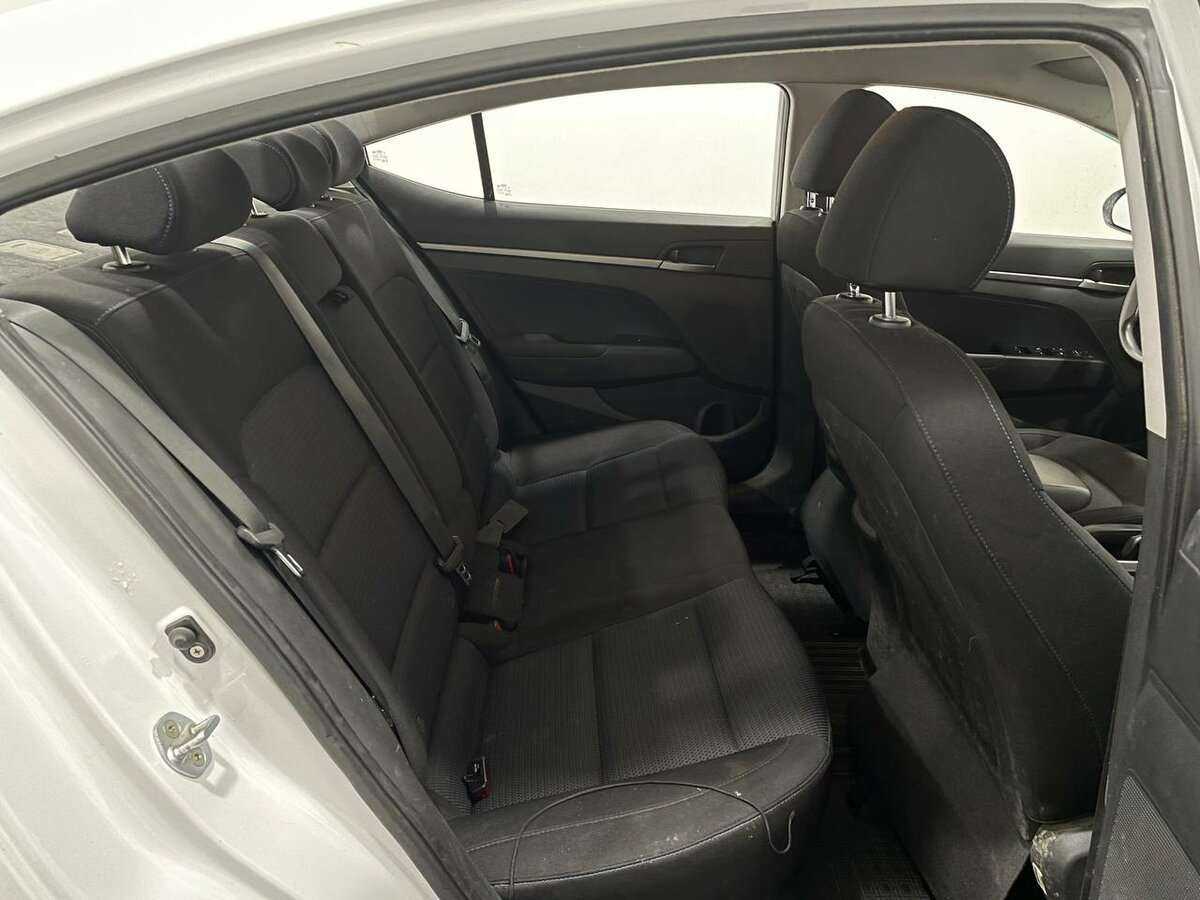 Hyundai - Hyundai Elantra, 2016