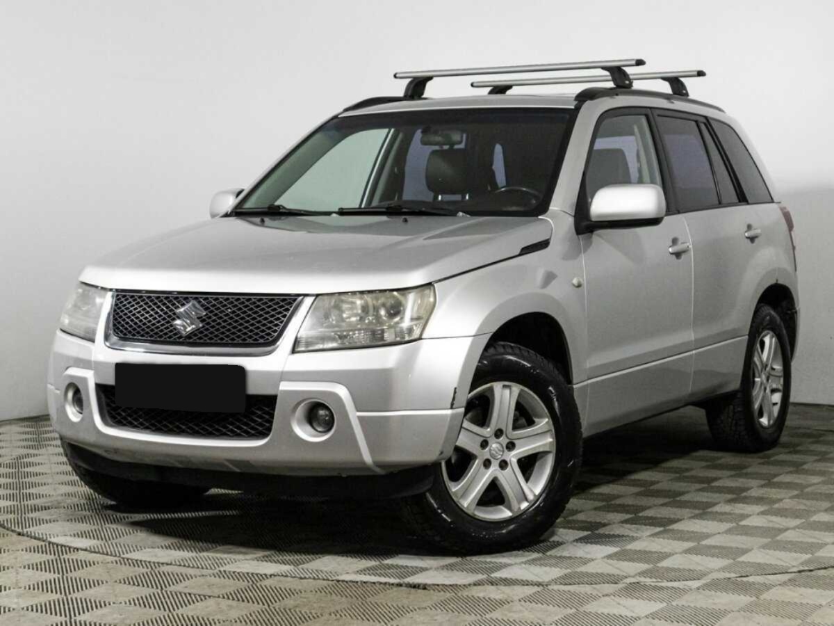 Suzuki - Suzuki Grand Vitara, 2010
