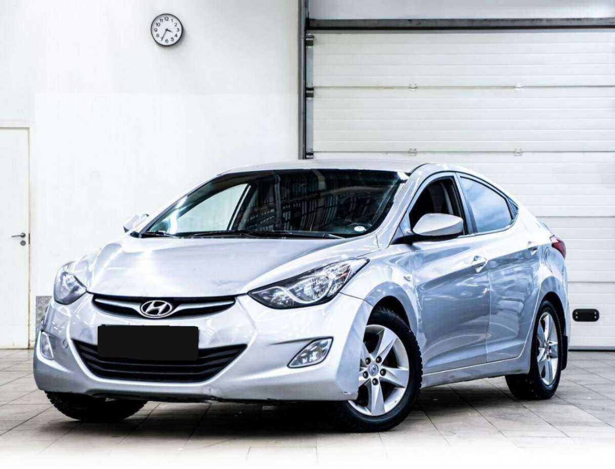 Hyundai - Hyundai Elantra, 2012