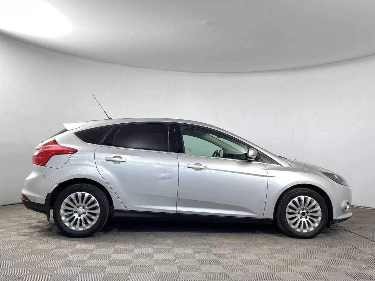 Ford - Ford Focus, 2012