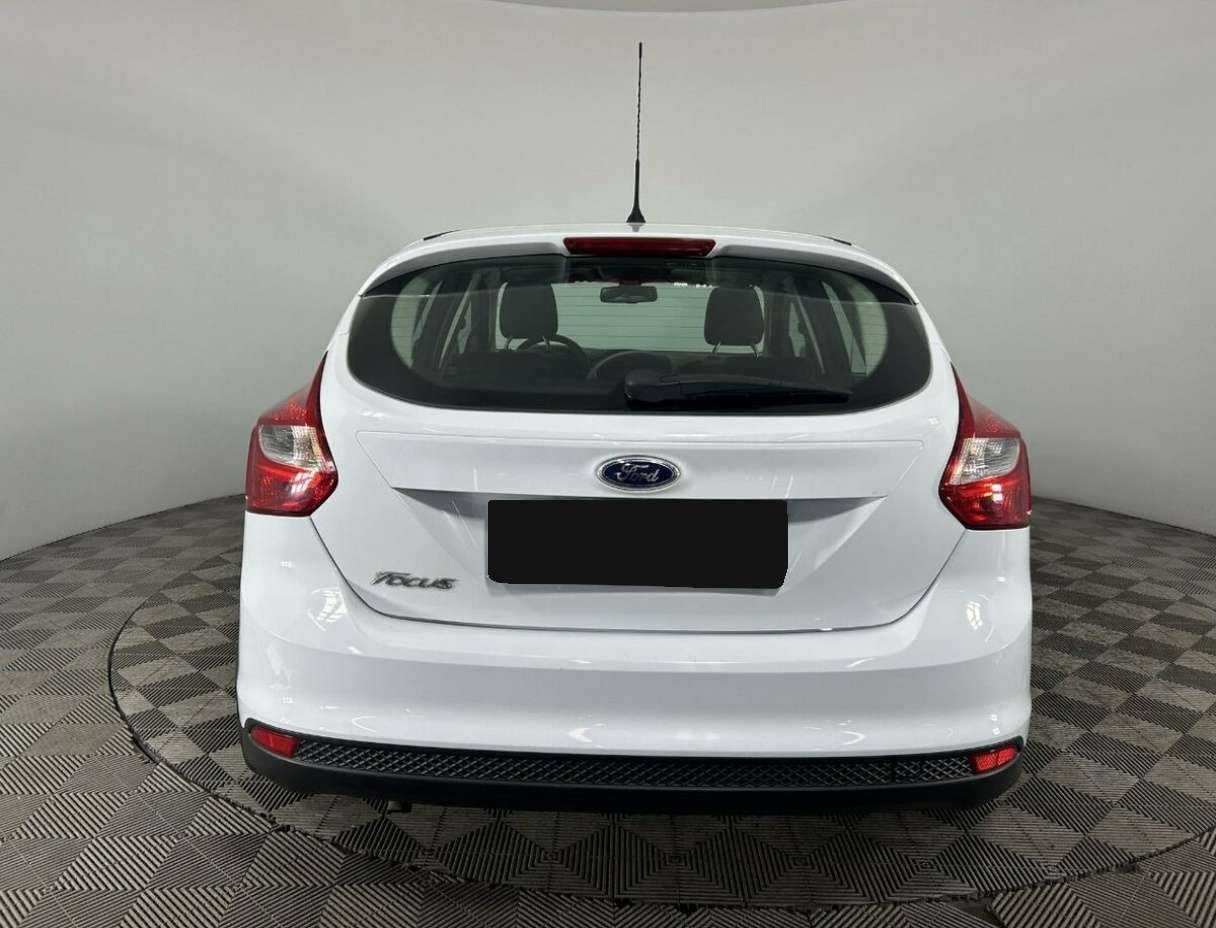 Ford - Ford Focus, 2013