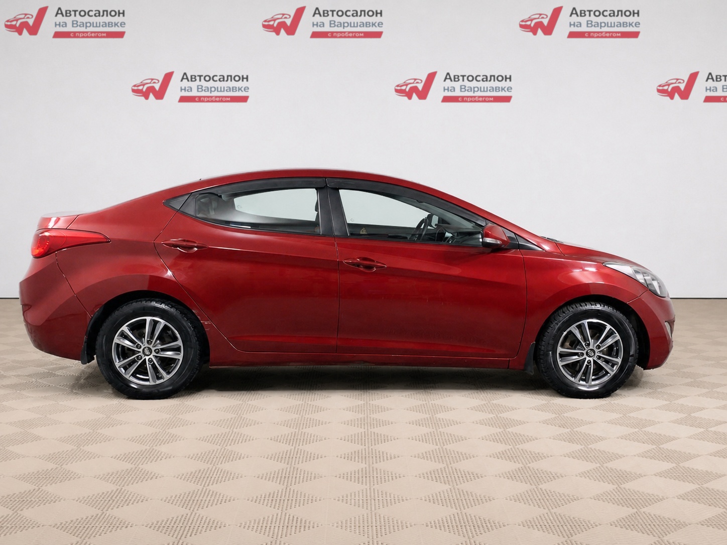 Hyundai - Hyundai Elantra, 2011
