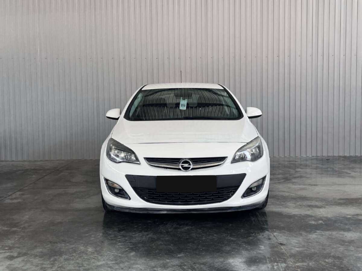Opel - Opel Astra, 2012