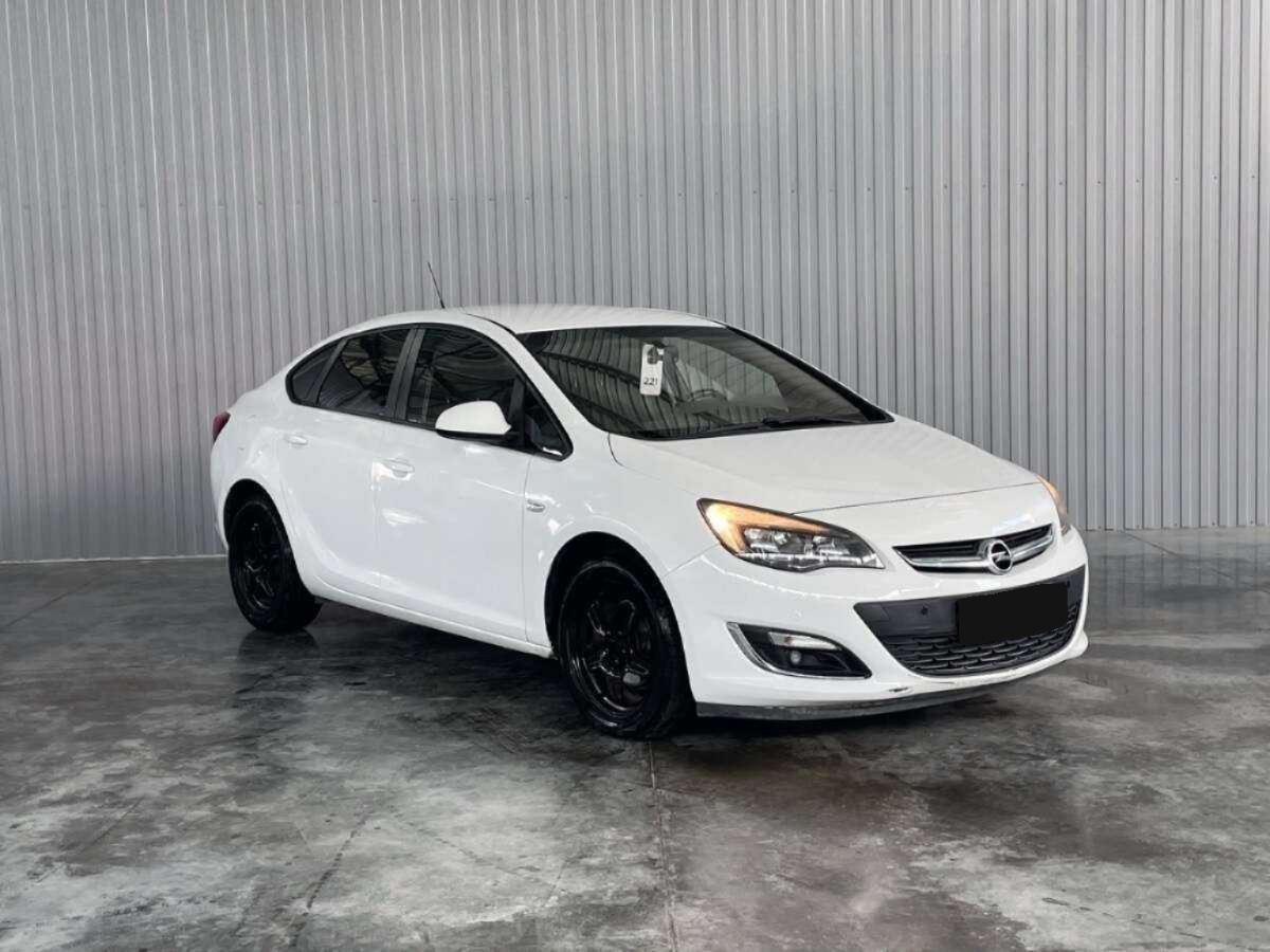 Opel - Opel Astra, 2013