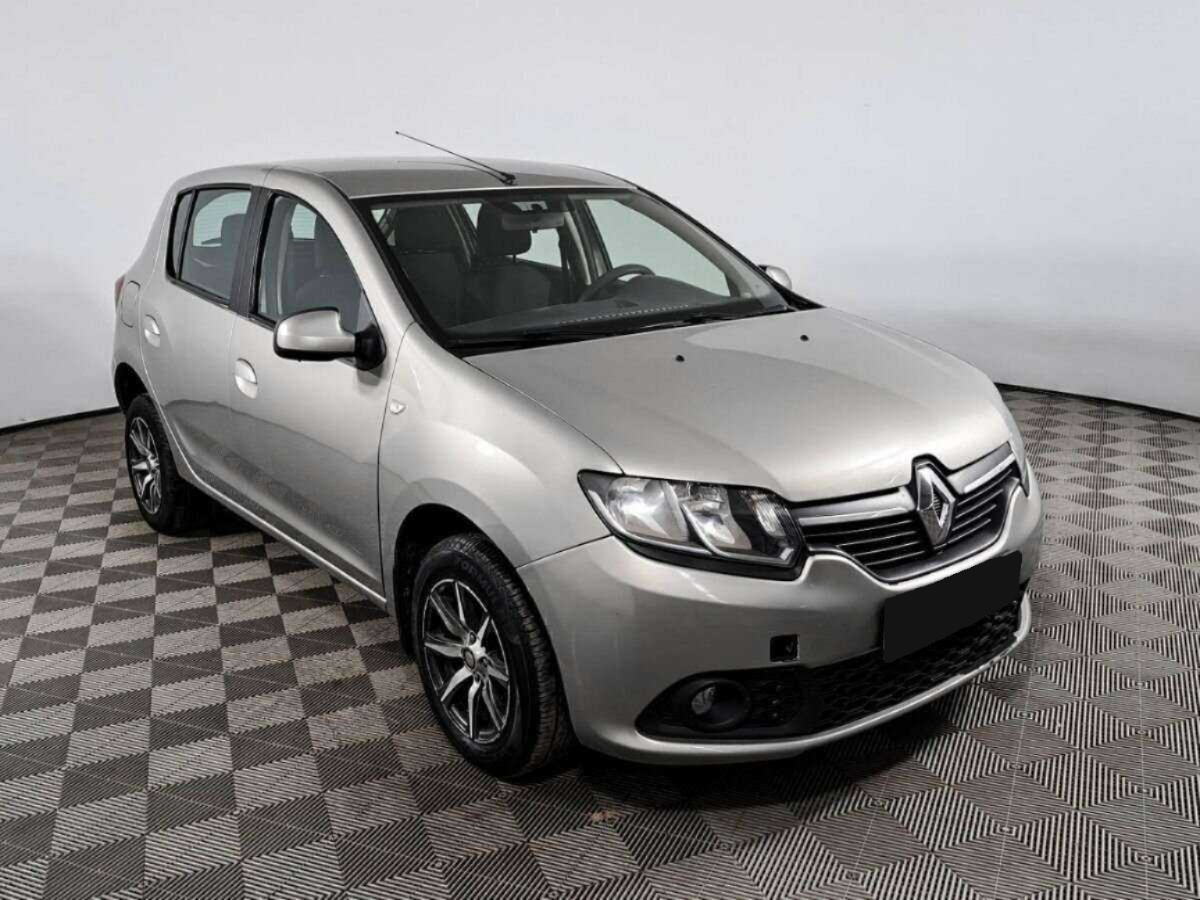 Renault - Renault Sandero, 2015